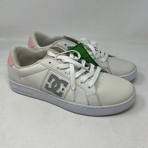 DC Shoe Striker skateboard shoes womens size US 11 NWT